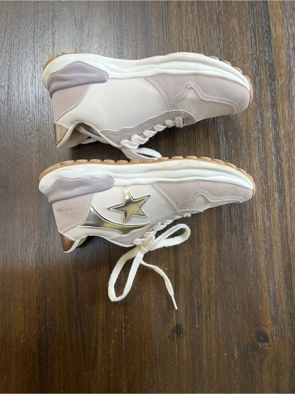 Vintage Havana Cream and Gold Star Lace-Up Sneakers